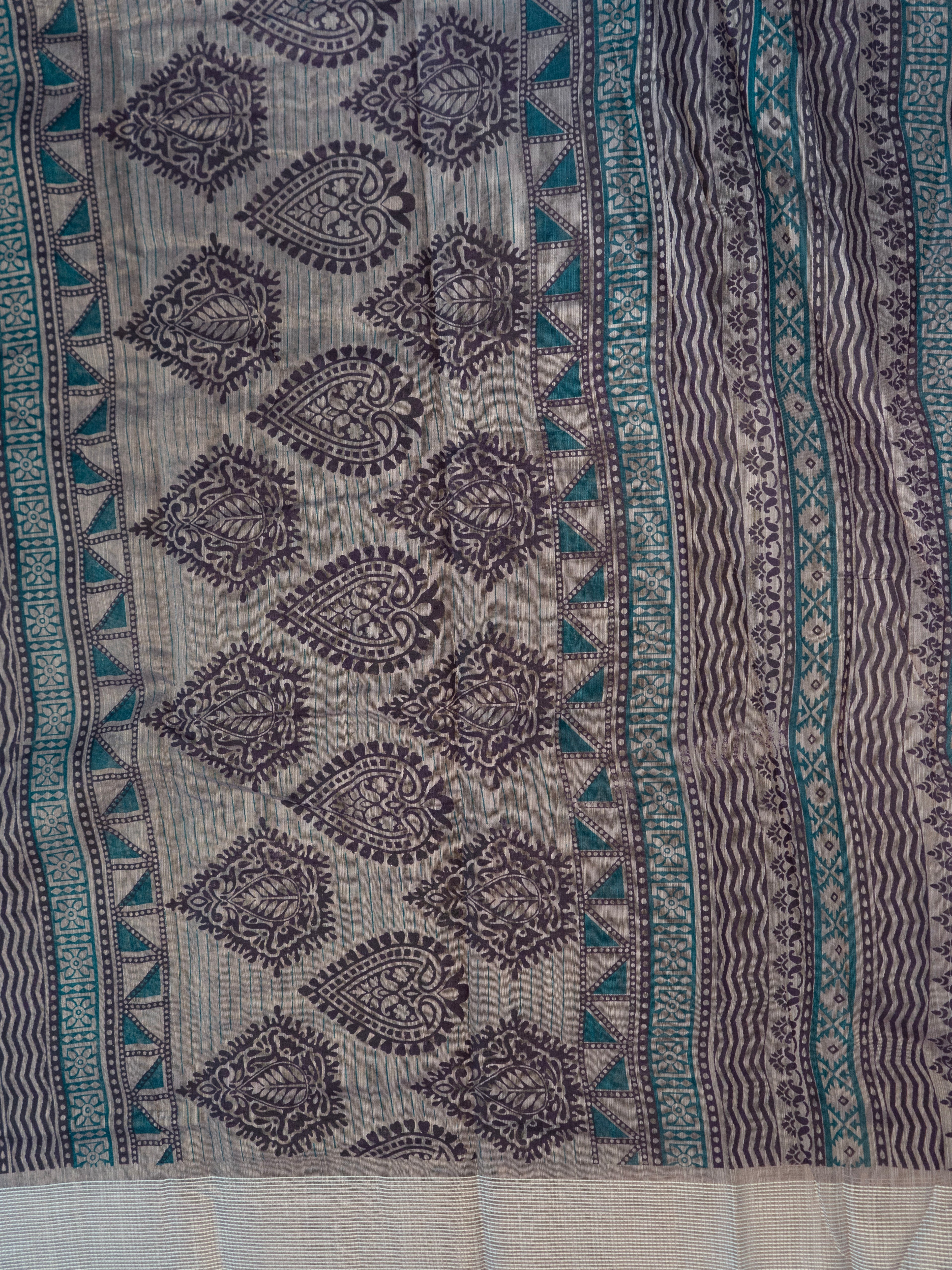 Kalamkari saree in violet color designer print pallu and plain blouse