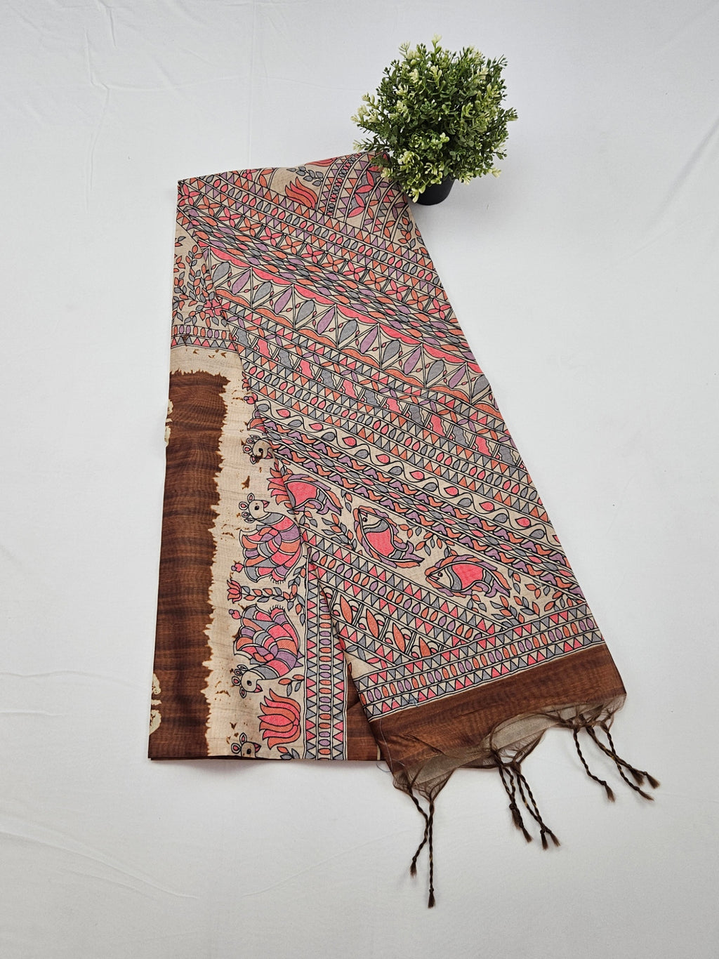 Kalamkari butta brown saree artistic fish print pallu