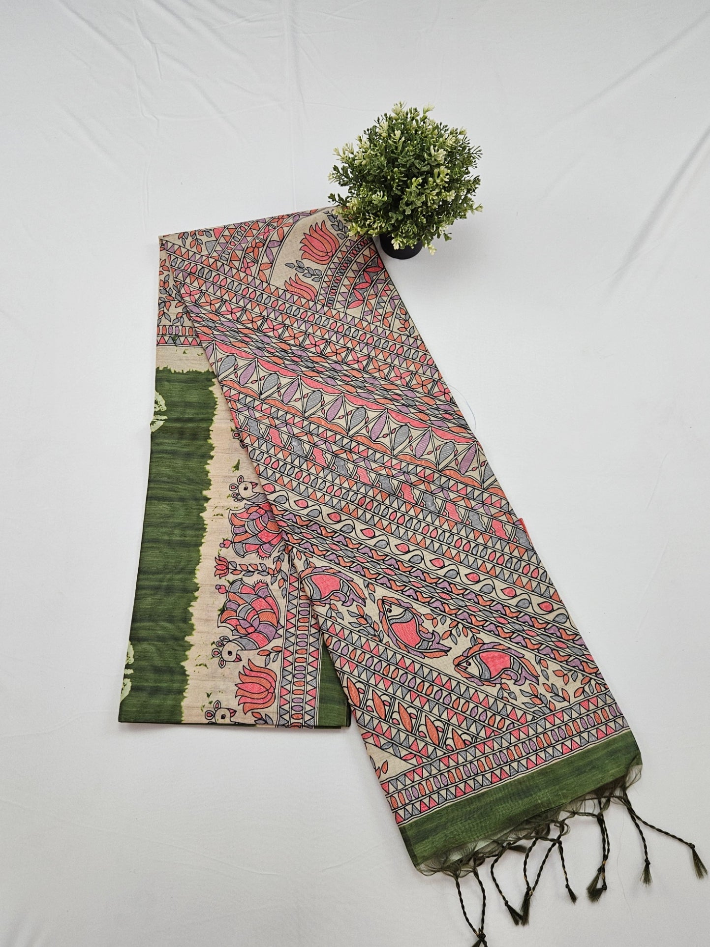 Kalamkari butta saree artistic fish print pallu