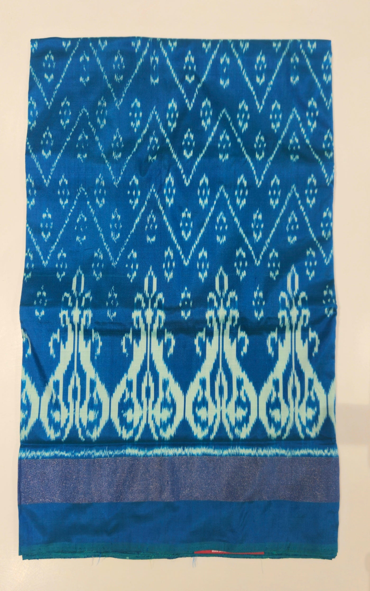 Pure Pochampally silk saree with contrast Blouse