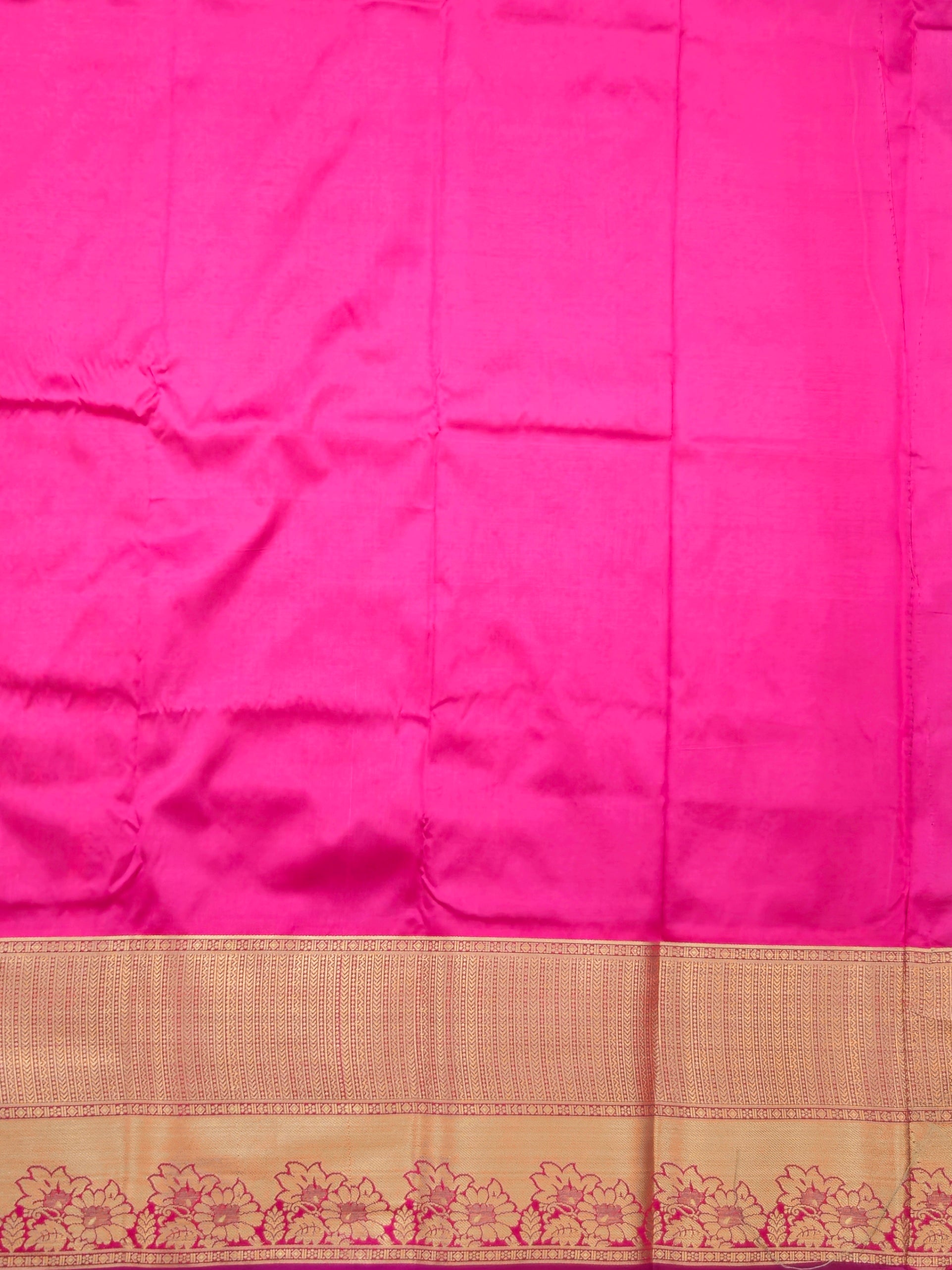 Kanchivaram golden line weaves saree in grey color with geometric weaves