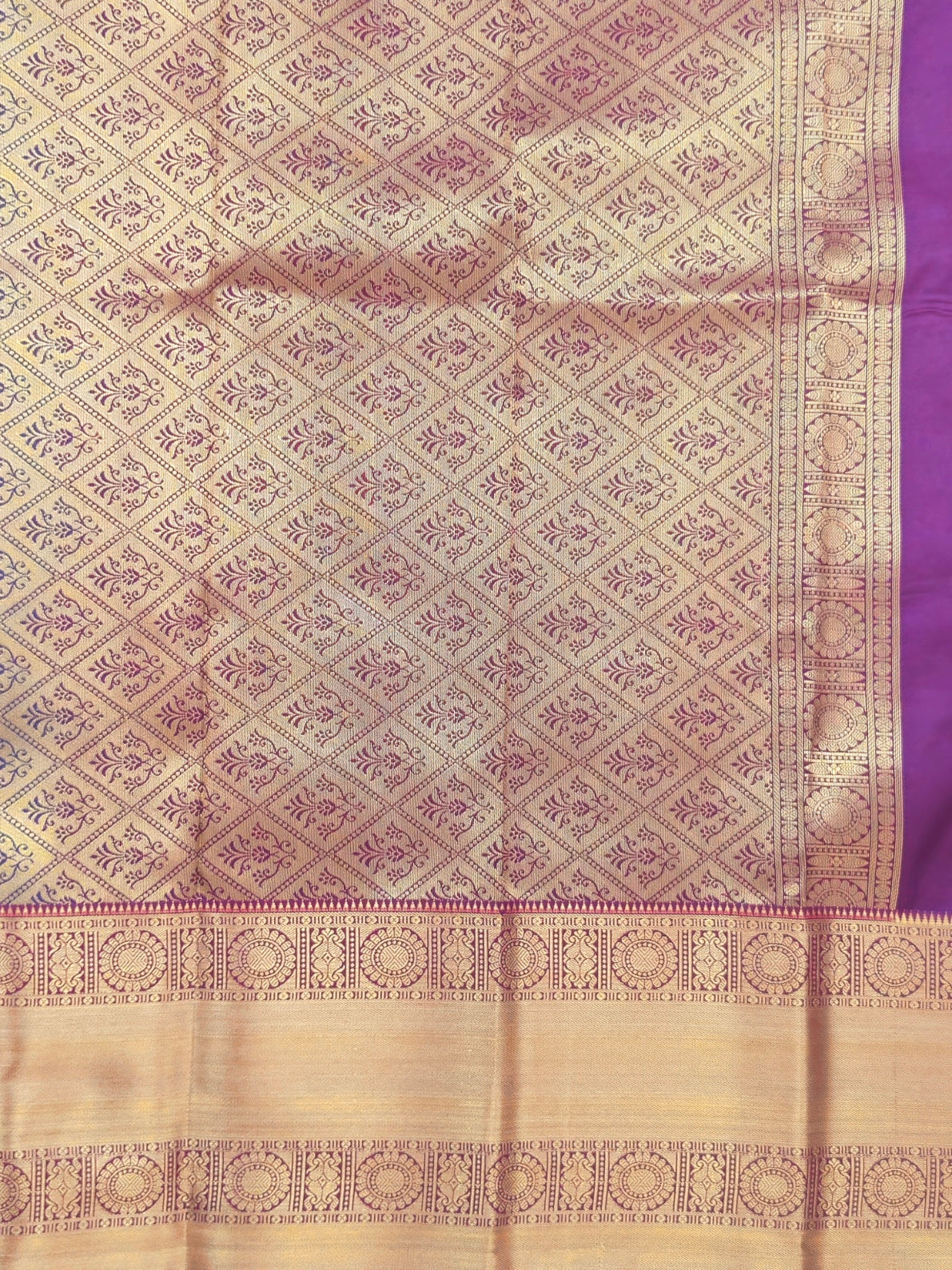 Kanchivaram golden leaf weave saree in sky blue color with pattu border