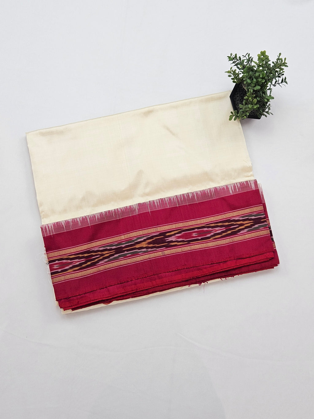 Pure Pochampally silk saree without Blouse
