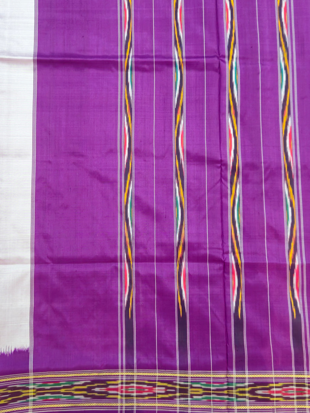Pure Pochampally silk saree in Lavender colour with pallu without Blouse