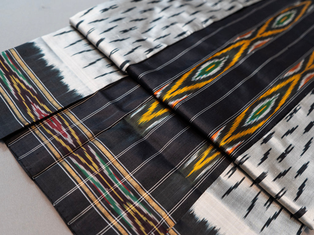 Pure Pochampally silk saree in Grey with designer pallu without blouse