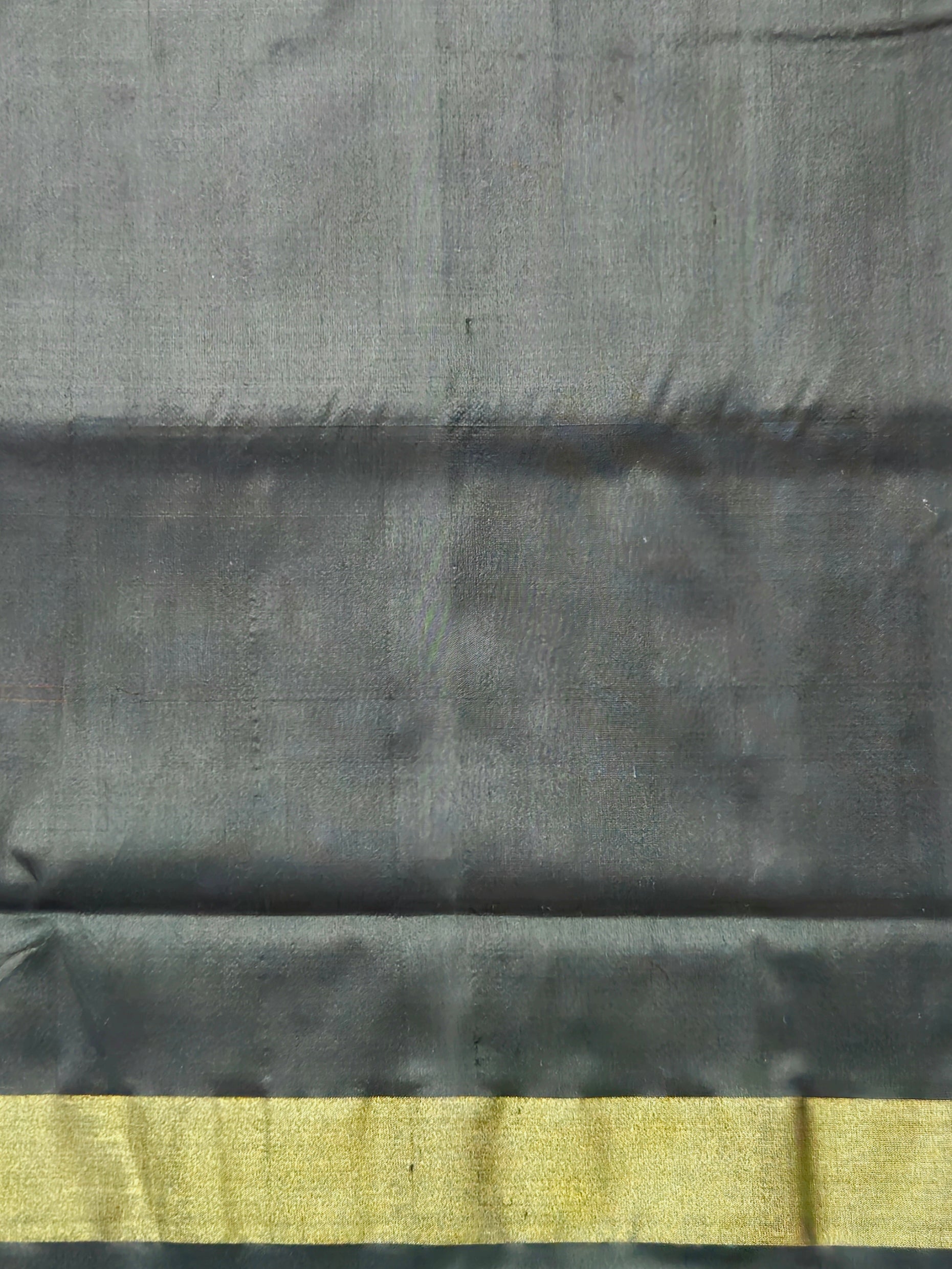 Pure Pochampally silk saree with contrast Blouse