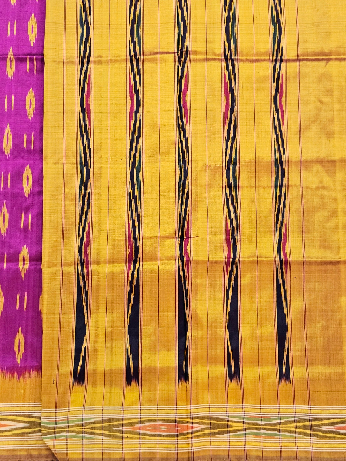Pure Pochampally weaving silk saree in Pink without Blouse