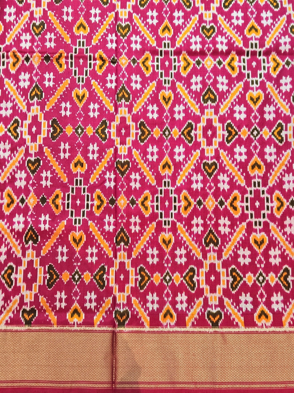 Pure Pochampally silk saree in White with designer pallu and Blouse