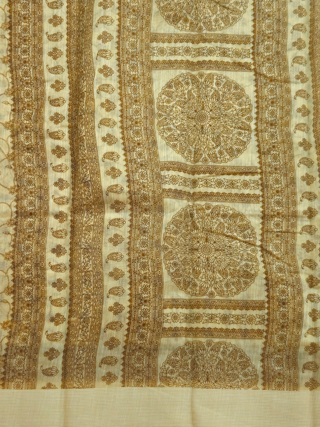 Kalamkari saree in yellow color with designer printed pallu and plain blouse