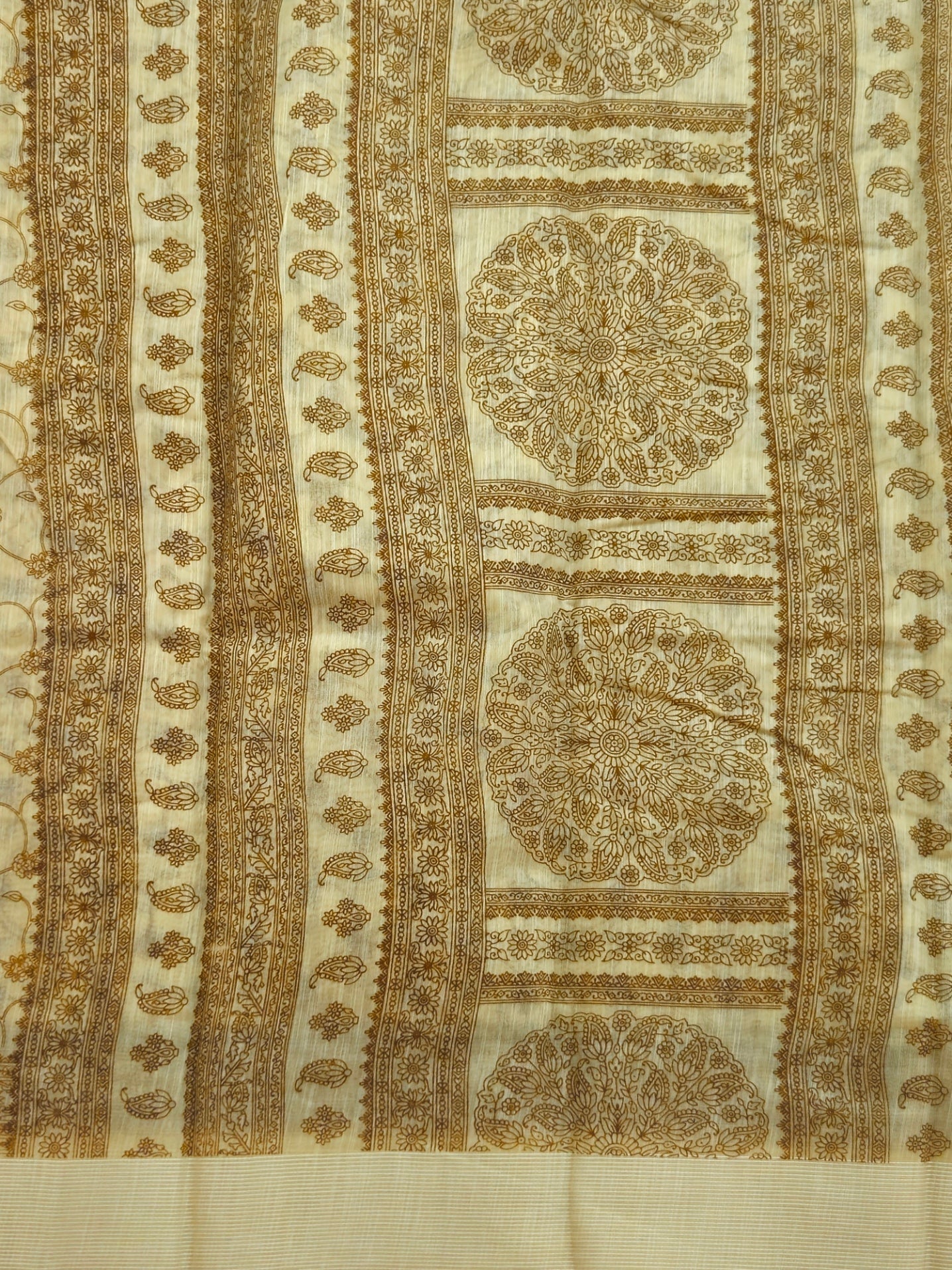 Kalamkari saree in yellow color with designer printed pallu and plain blouse