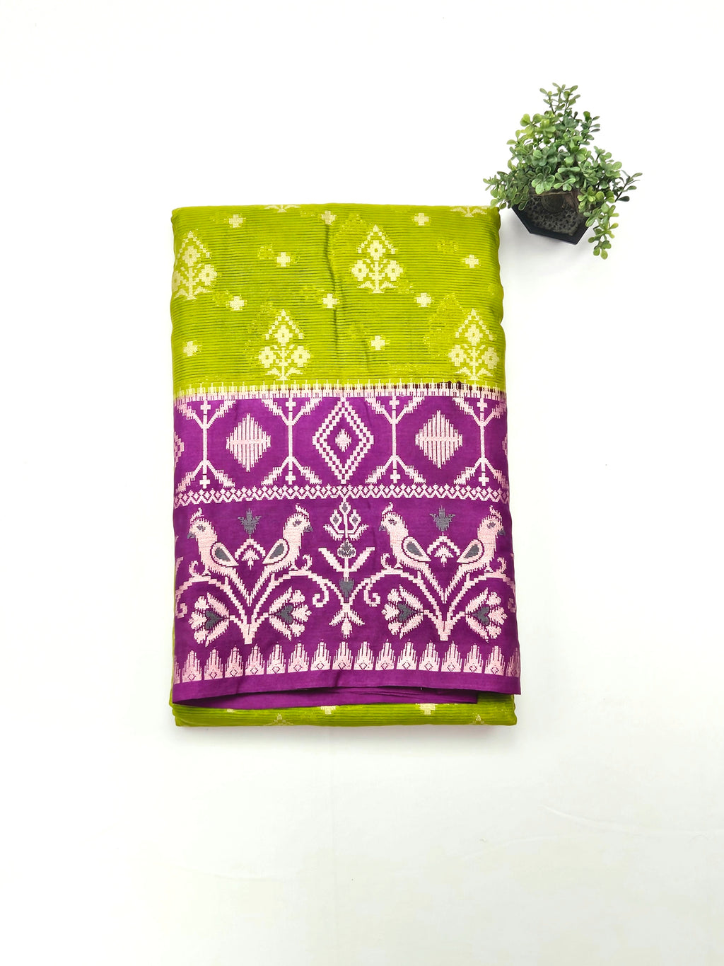 Emerald green pochampally weaving silk saree with designer pallu and blouse