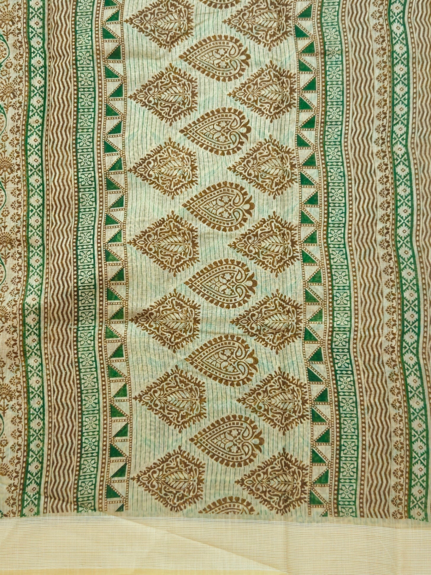 Kalamkari saree in designer print pallu and plain blouse