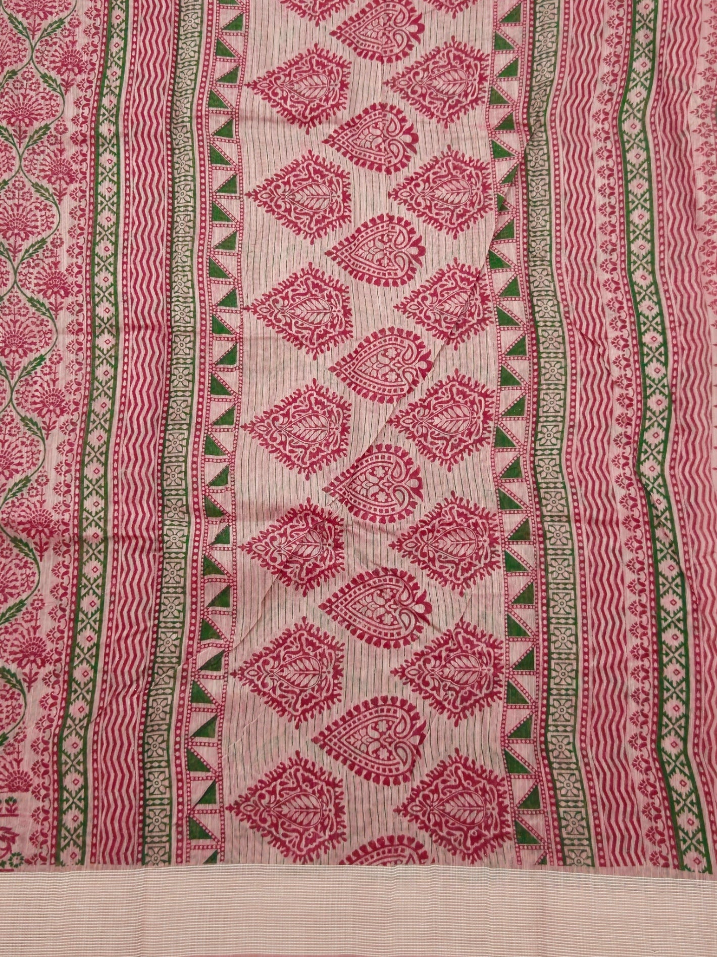 Kalamkari saree in designer print pallu and plain blouse