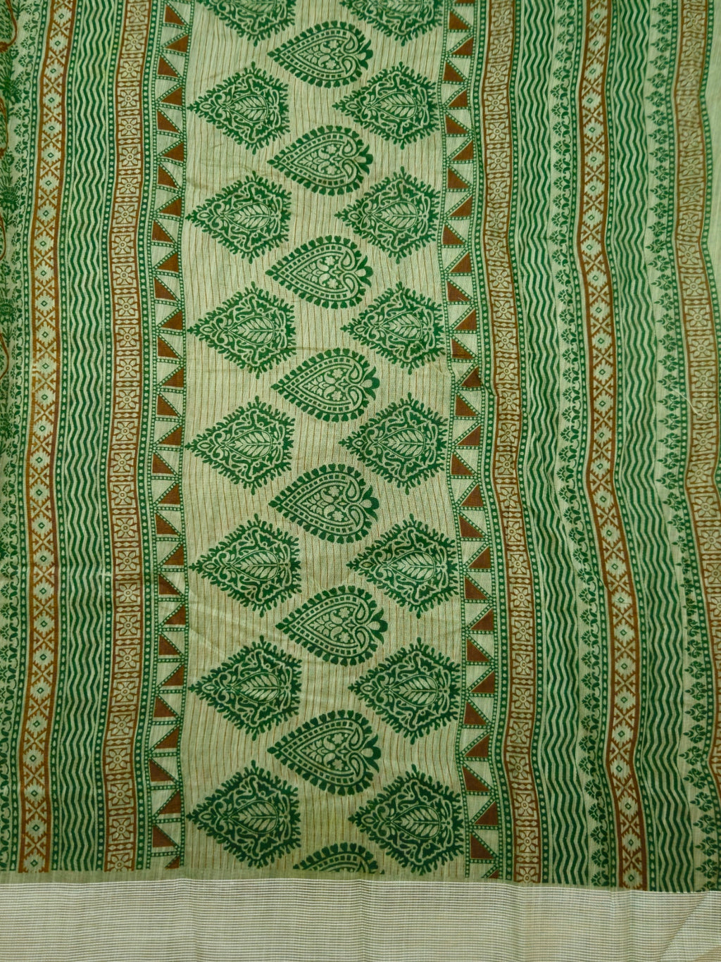 Kalamkari saree in olive green color designer print pallu and plain blouse