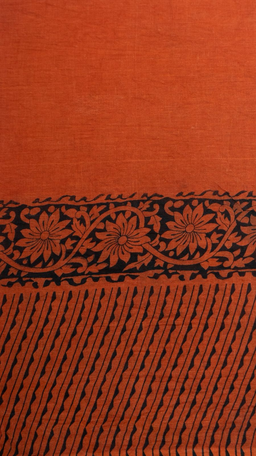 Kalamkari Floral Print Saree with Contrast Kalamkari Pallu & Border