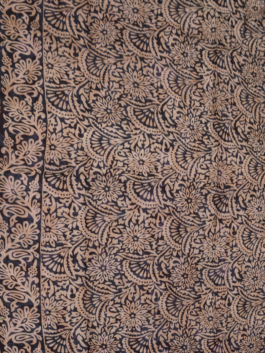 Kalamkari Floral Print Saree with Contrast Kalamkari Pallu & Border