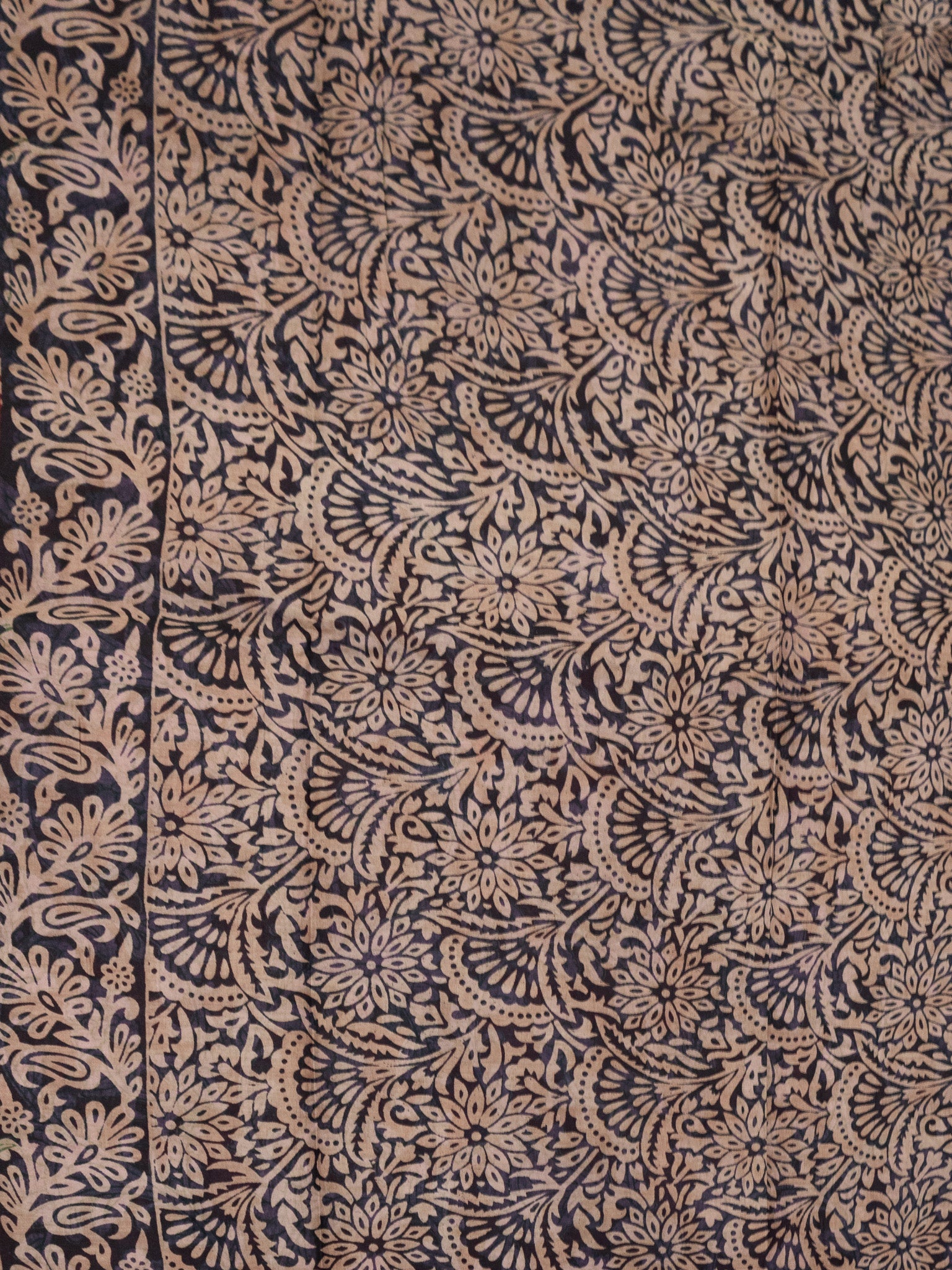 Kalamkari Floral Print Saree with Contrast Kalamkari Pallu & Border