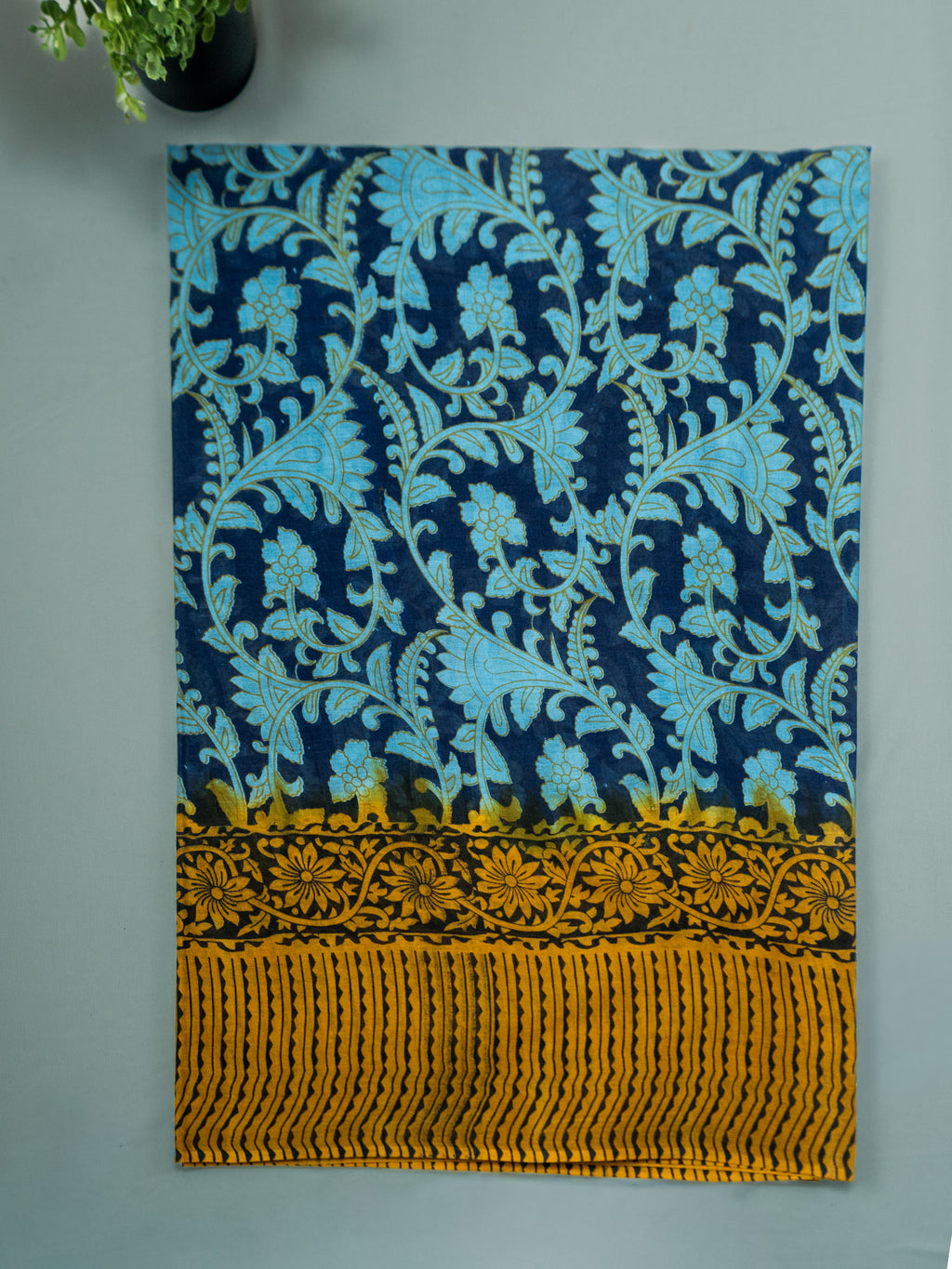 Kalamkari Floral Print Saree with Contrast Kalamkari Pallu & Border