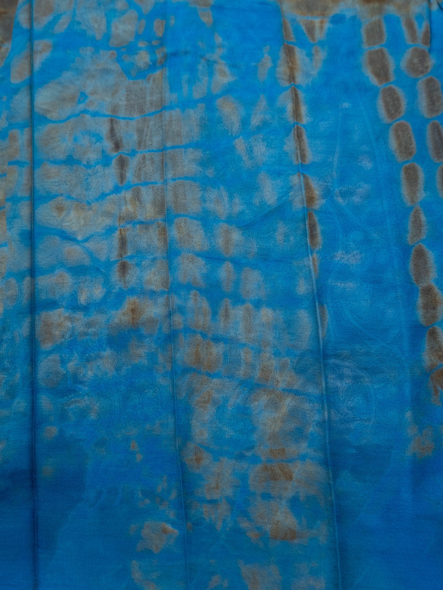 Pure Georgette Designer Saree with Vibrant Body & Matching Pallu & Border