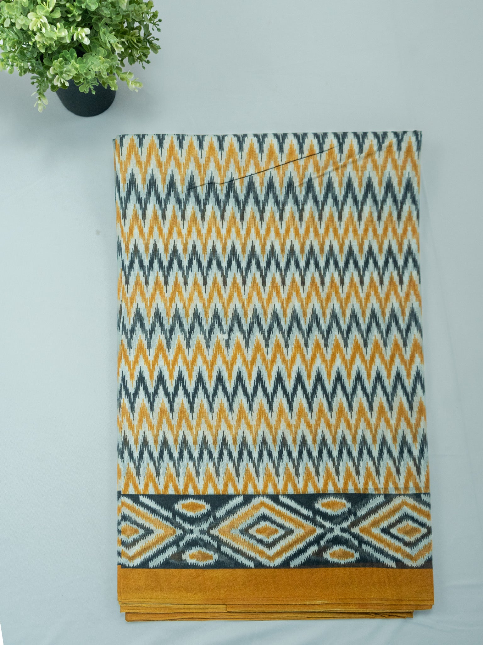 Pure Kalamkari Zig Zag Cotton Print Saree – Artistic Handcrafted Elegance