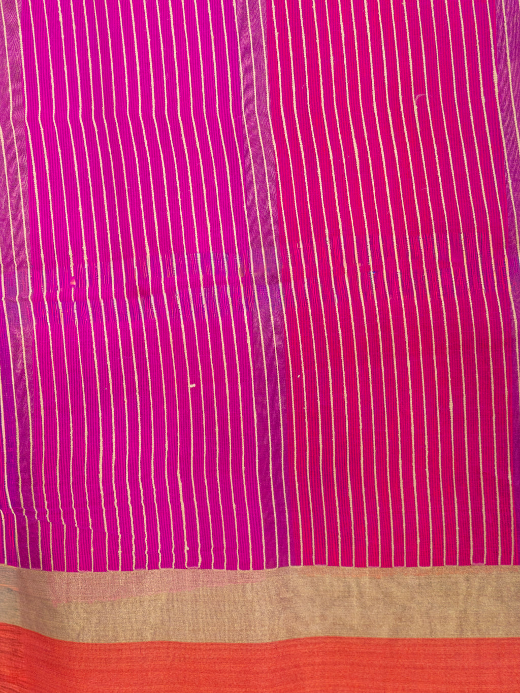 Pure Uppada Handloom Silk Saree in Pink with Floral Weaving & Elegant Line Pallu