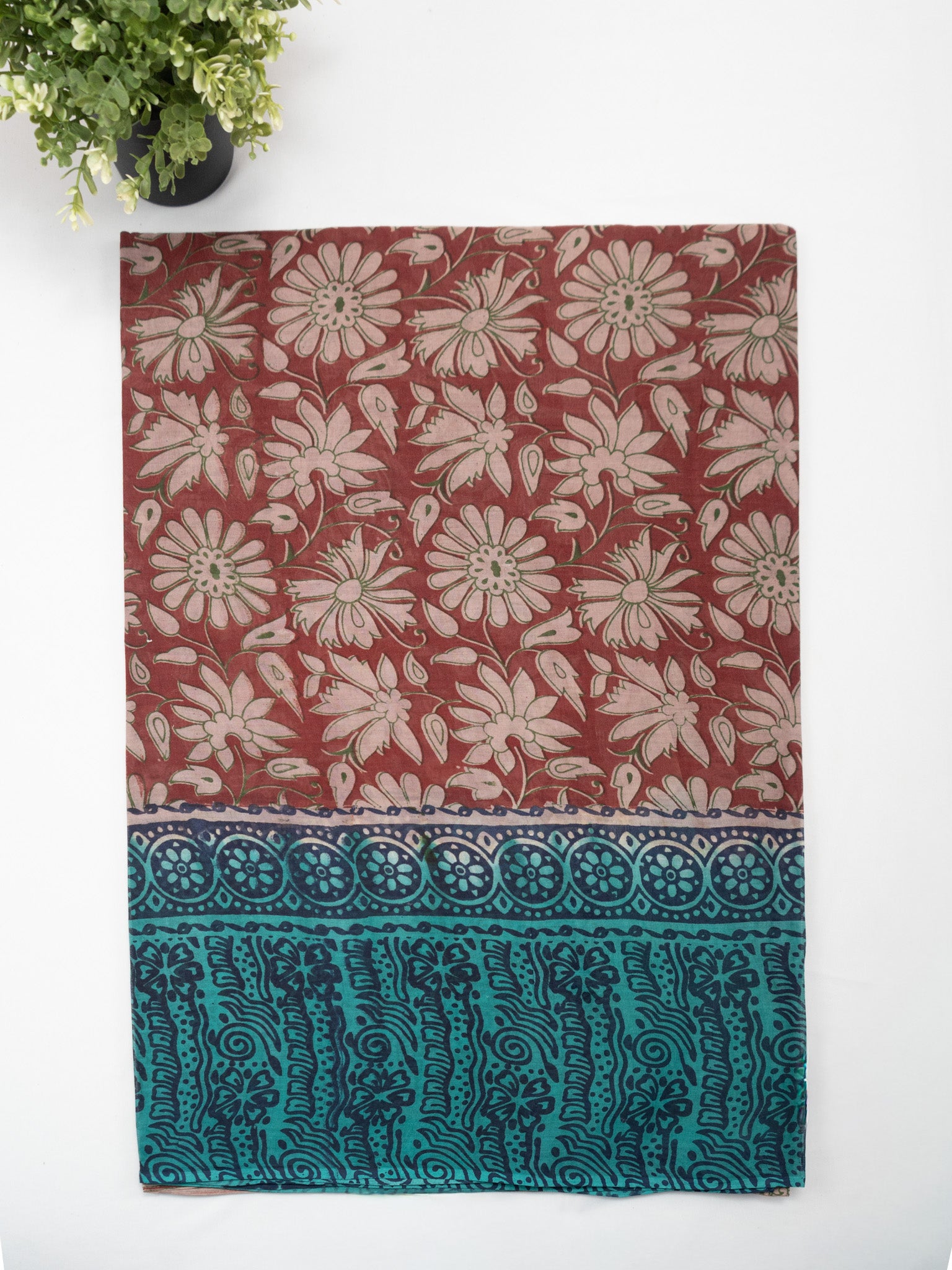 Kalamkari Floral Print Saree with Contrast Kalamkari Pallu & Border