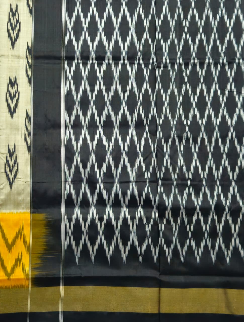 Pure Pochampally silk saree in grey with contrast Blouse